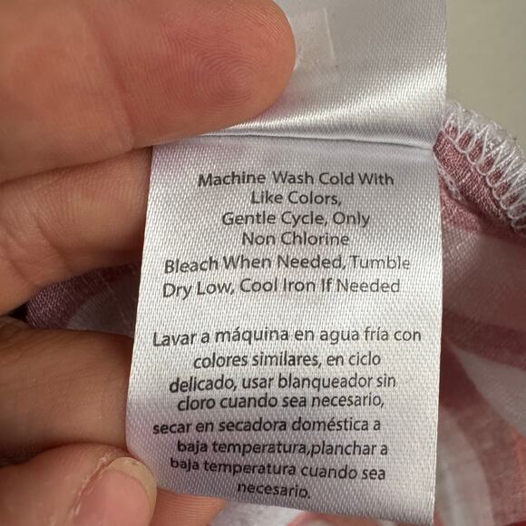 Alex & Parker Size 1X Top Pink Striped Gold Specks Flutter Sleeve Ruffle Neck - Picture 7 of 13